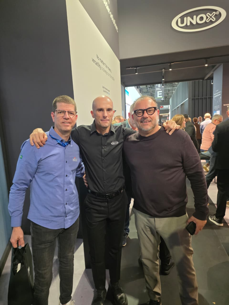 Alcalá na HostMilano 2025: Conectando o Brasil ao Futuro do Food Service